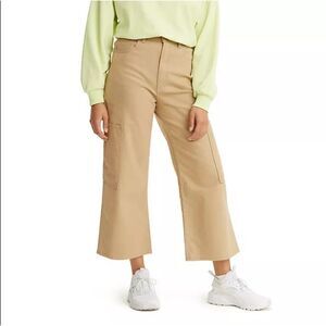 Levi's High Waisted Wide Leg Crop Cargo Pants Tan 29 Loose Fit Urban Preppy